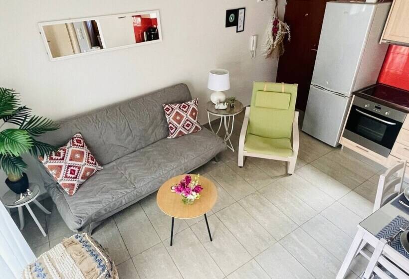 בית מלון כפרי Cozy Nest   2min To Beach, 6min Walk To Old Town