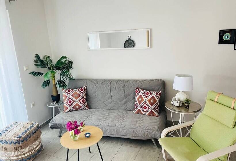 בית מלון כפרי Cozy Nest   2min To Beach, 6min Walk To Old Town