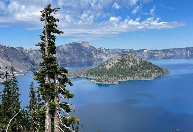 Отель Crater Lake Gateway   Hwy 140