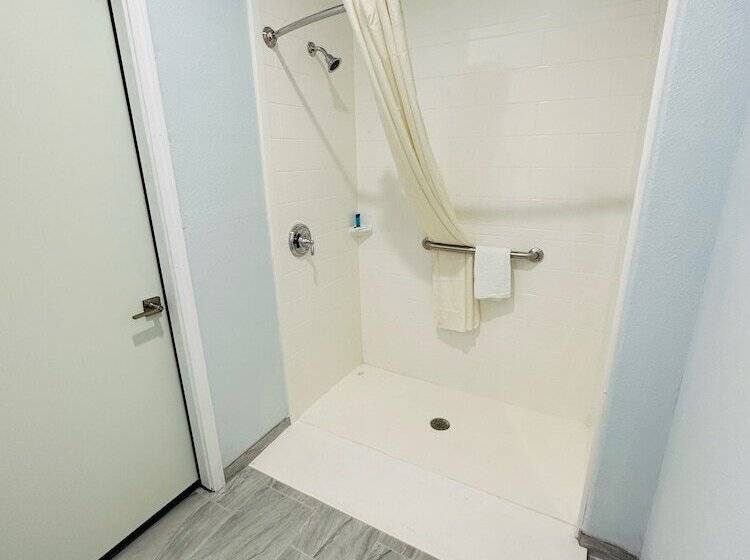 酒店 Crosby Travel Lodge And Rv Park