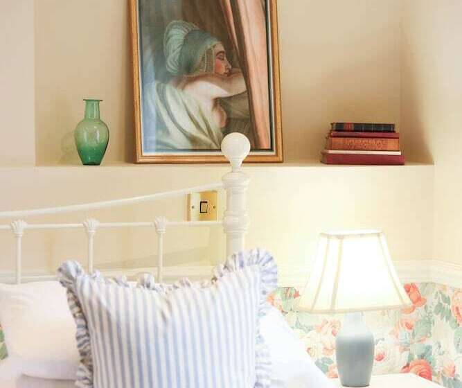 فندق Fleur De Lys Bampton