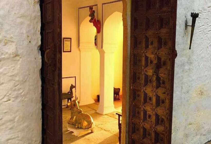 فندق Fort Barli   A 16th Century Castle