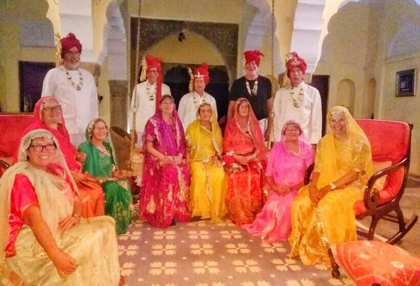 فندق Fort Barli   A 16th Century Castle