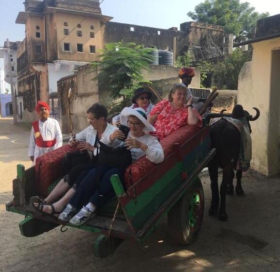 فندق Fort Barli   A 16th Century Castle