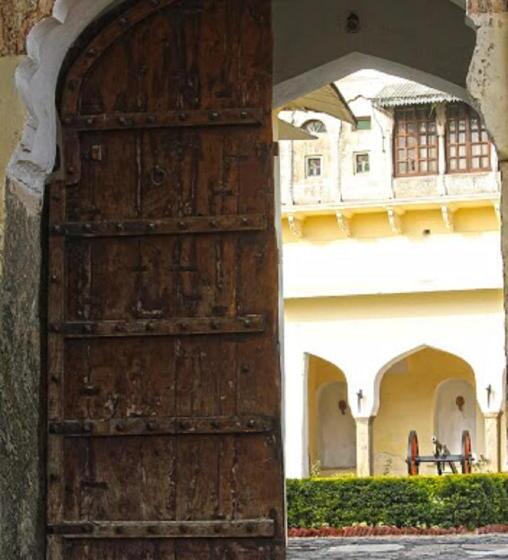 فندق Fort Barli   A 16th Century Castle