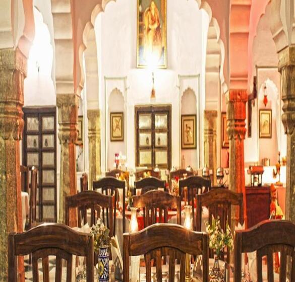 فندق Fort Barli   A 16th Century Castle