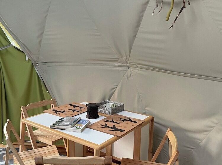 酒店 Frowen Fields