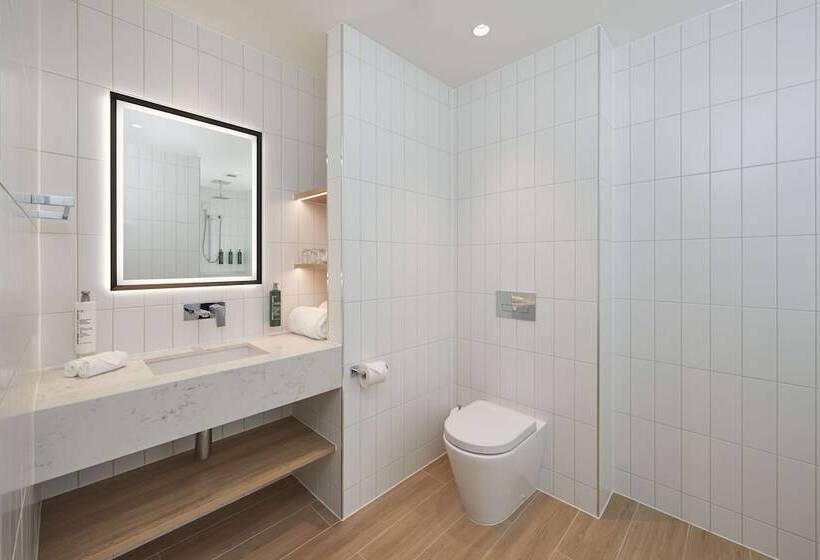 هتل Hilton Garden Inn Busselton