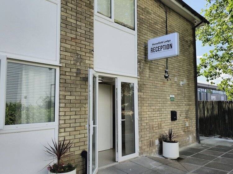 Отель Homefield Lodge