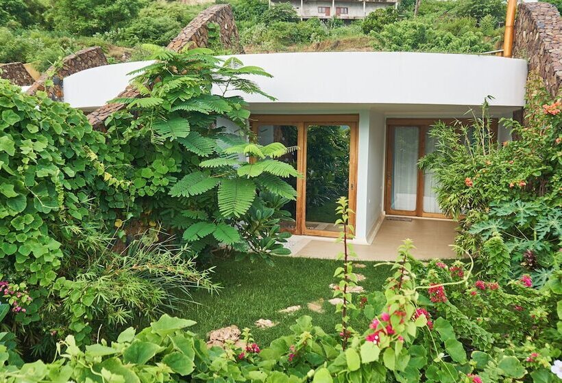 בית מלון כפרי Inlight Lombok Eco Resort