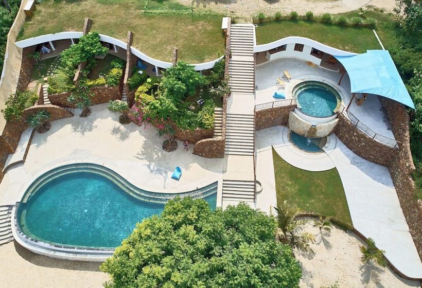 בית מלון כפרי Inlight Lombok Eco Resort