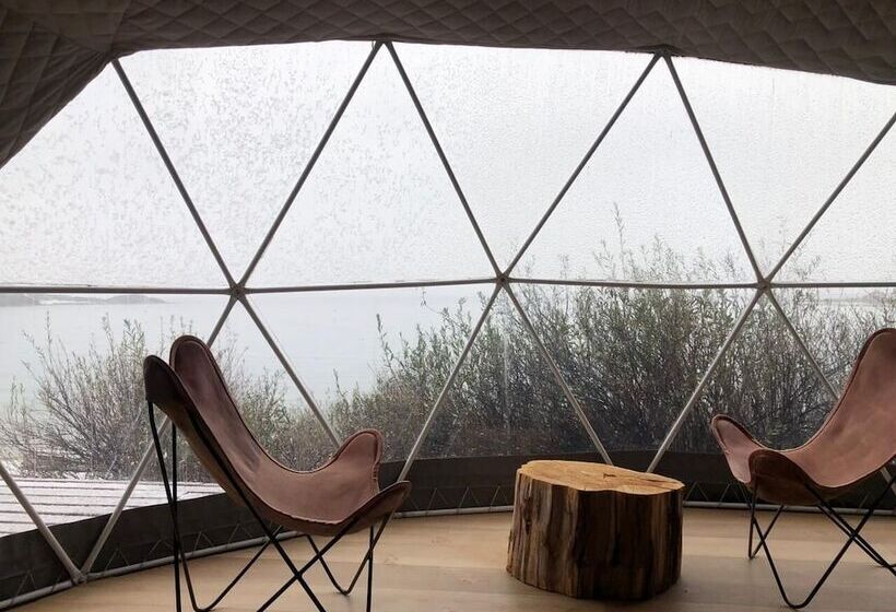 فندق Isla Victoria   Folk Camp