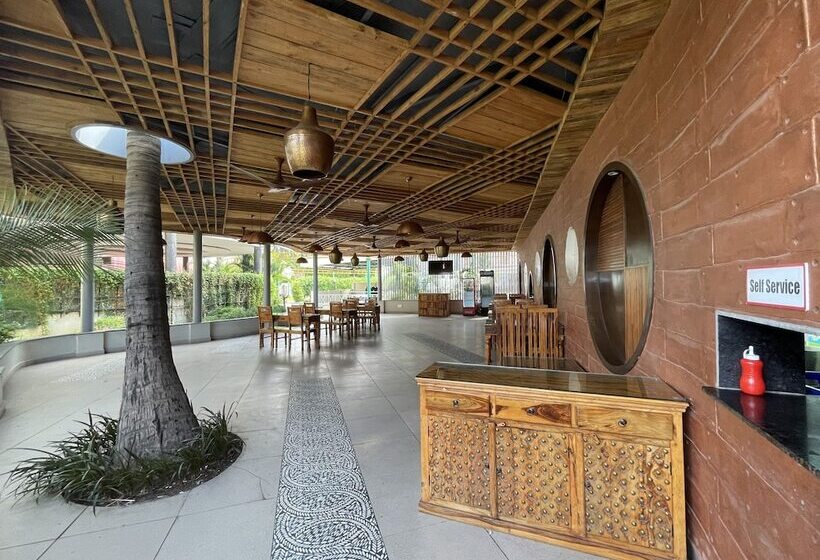 ホテル Kanha's Palm Springs