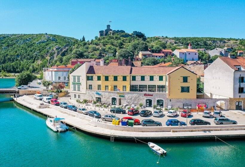 ホテル Kanjon Zrmanje