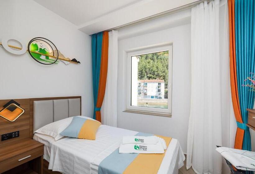 ホテル Kanjon Zrmanje