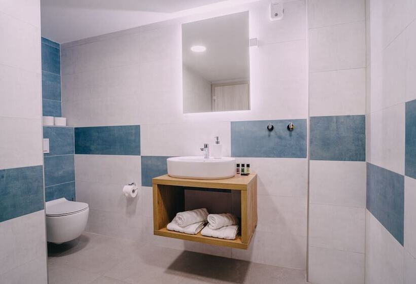 בית מלון כפרי Kul In Ablana