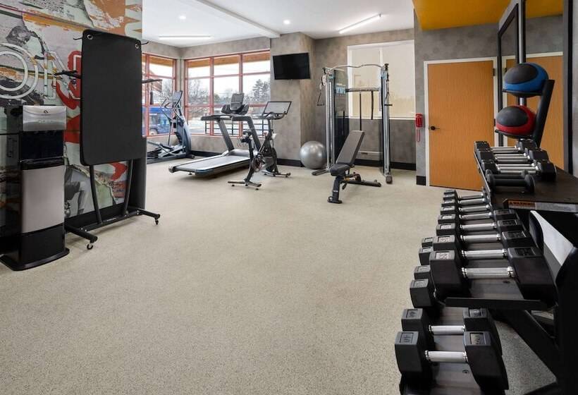 فندق La Quinta Inn & Suites By Wyndham Williston Burlington