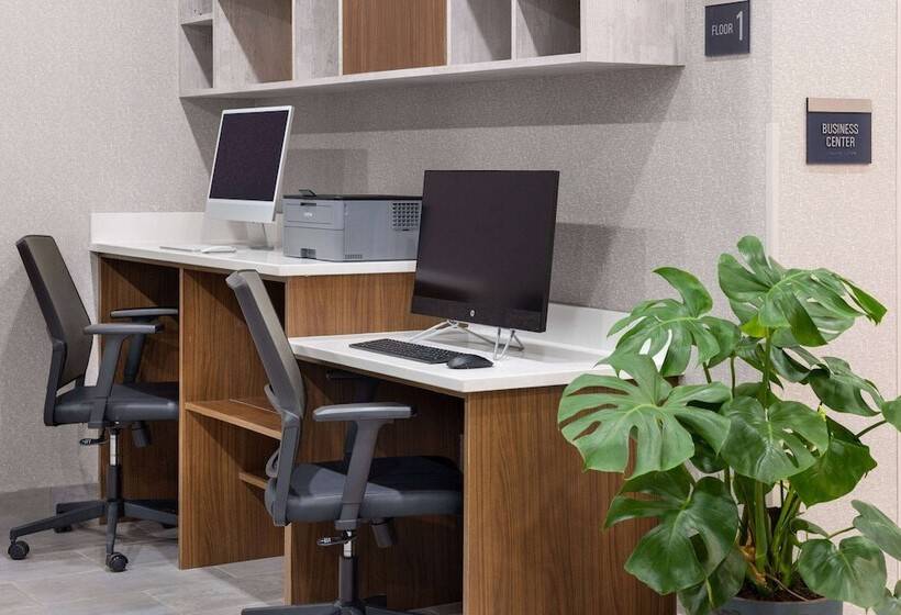 فندق La Quinta Inn & Suites By Wyndham Williston Burlington