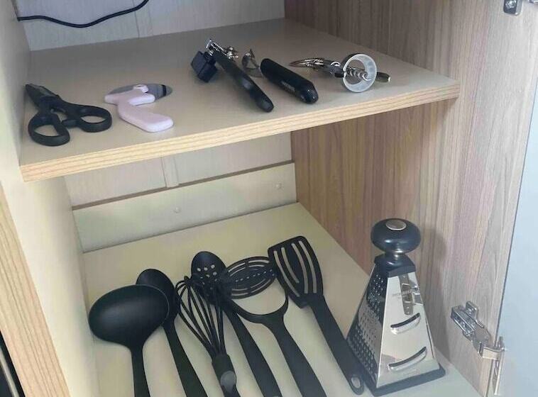 هتل Luxuary Static Caravan Sleeps 6 Coopers Beach   Luxurious Get Away