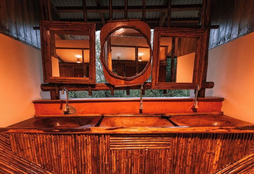 בית מלון כפרי Miseni Retreat