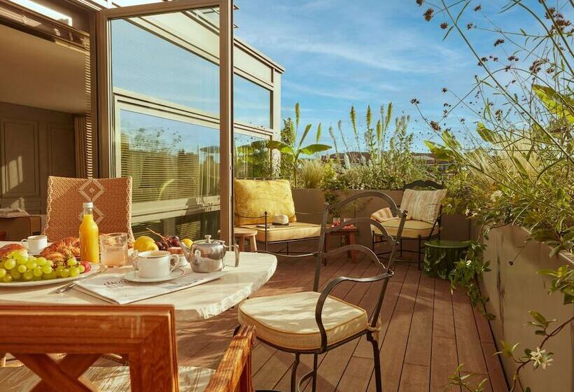 Отель Mondrian Bordeaux Les Carmes