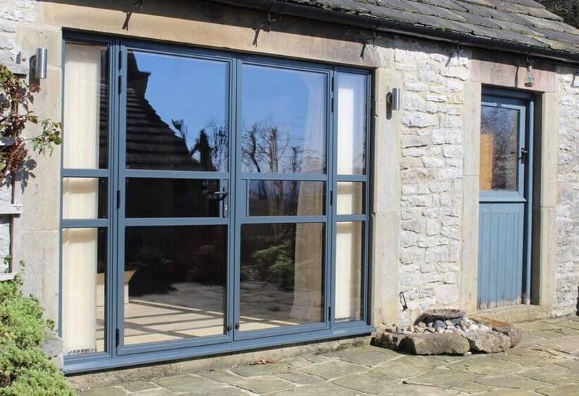 هتل روستایی Peak District Old Forge In Over Haddon