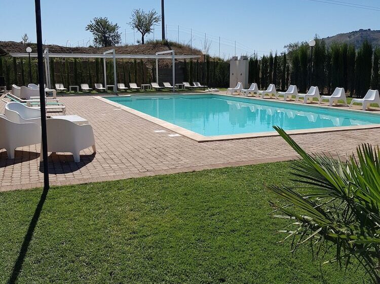 Сельский отель Valguarnera Caropepe