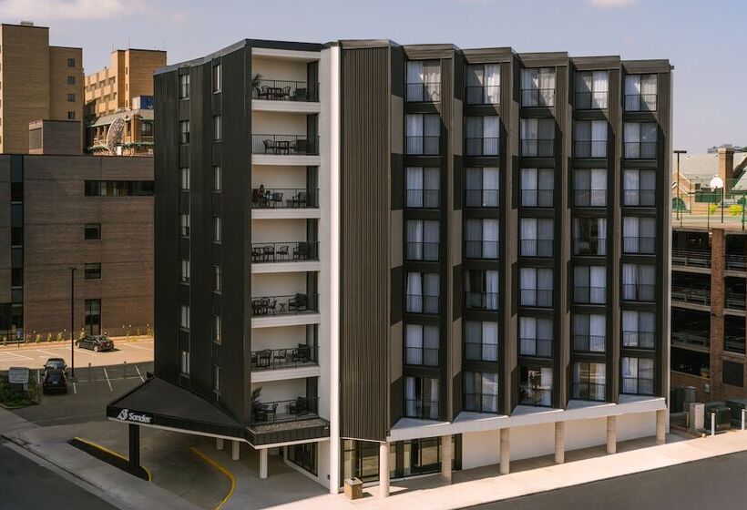 호텔 Sonder The Fitz