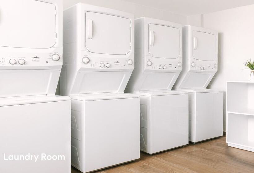 هتل Sonder The Fitz