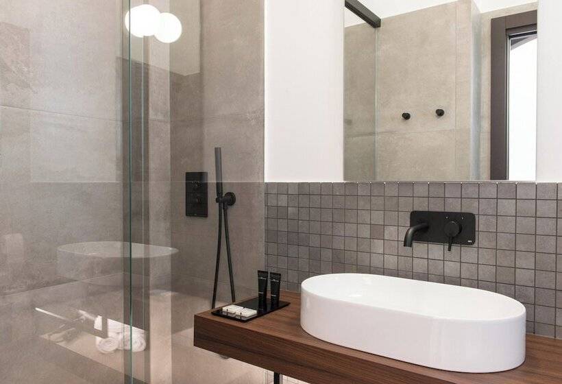 בית מלון כפרי Spazio Gagarin Residence