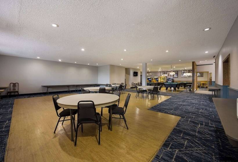 فندق Suburban Studios Canon City