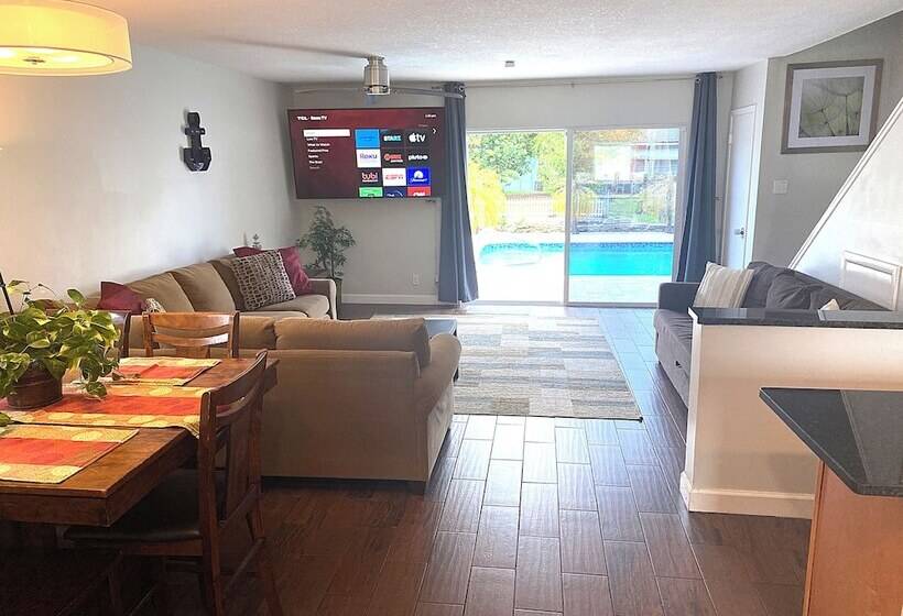 호텔 Tarpon Harbor Vacation Rentals