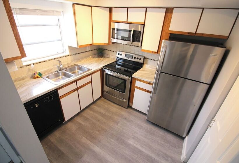 호텔 Tarpon Harbor Vacation Rentals