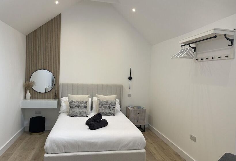 فندق The Lodge Hideaway   Studio Style, Simple Luxury