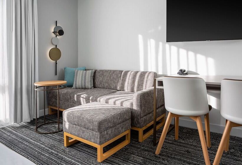 فندق Towneplace Suites By Marriott Iron Mountain