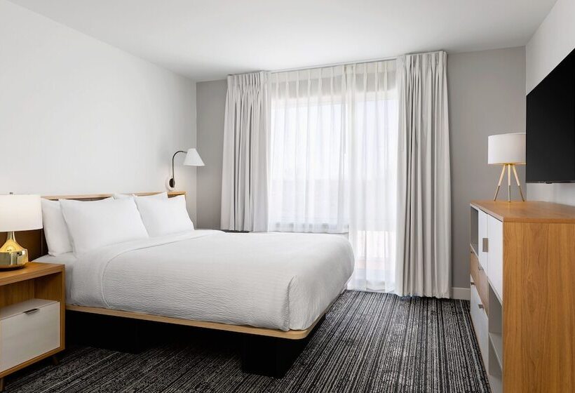 فندق Towneplace Suites By Marriott Iron Mountain