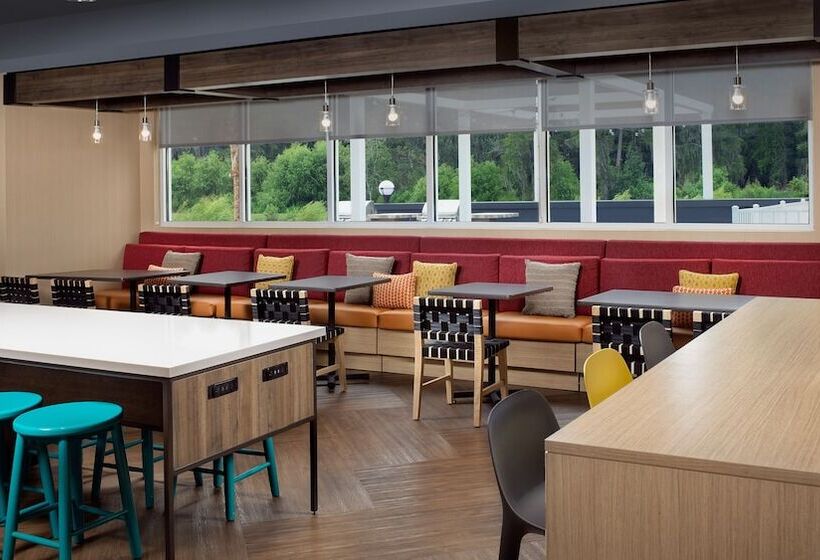 فندق Tru By Hilton Jacksonville Airport I 95