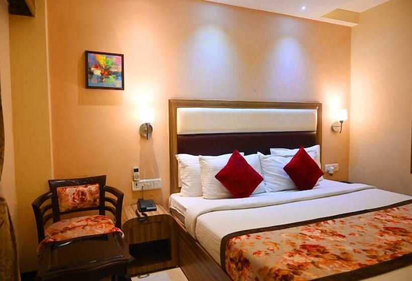 호텔 Woods Inn Resort