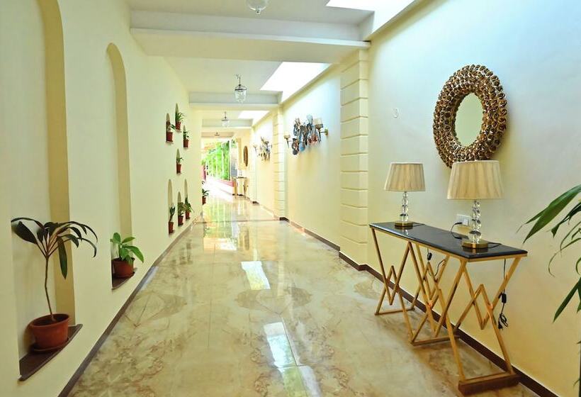 호텔 Woods Inn Resort