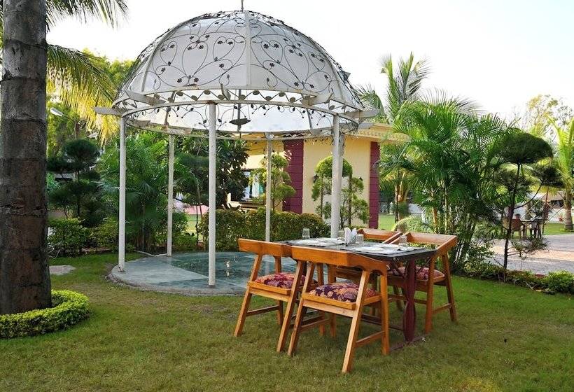 호텔 Woods Inn Resort