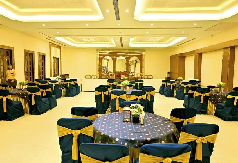 호텔 Woods Inn Resort