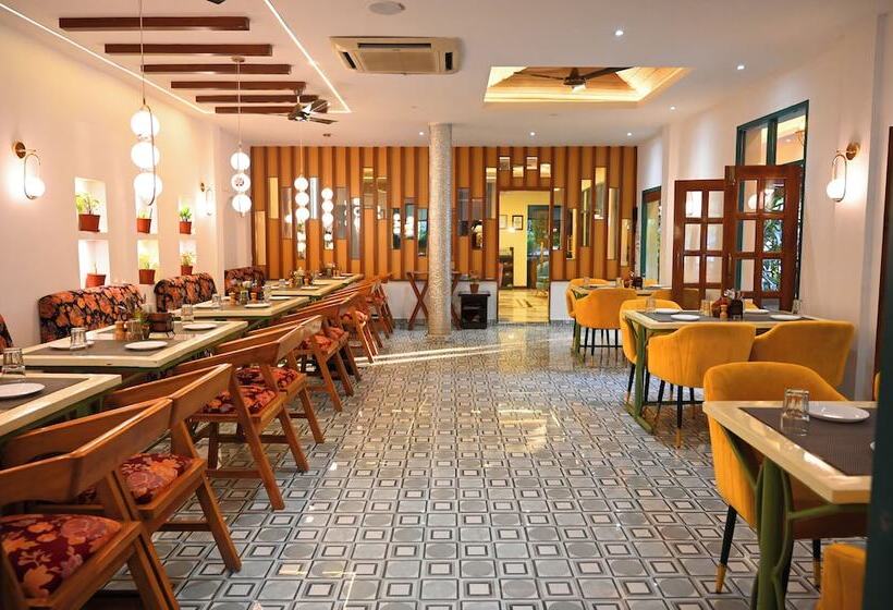 호텔 Woods Inn Resort