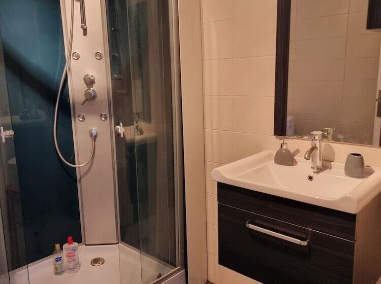 Jk Suites   Appart Hôtel   Spa Privatif