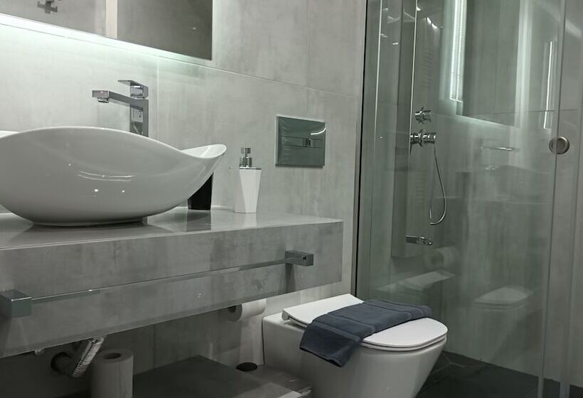 Km Luxury Apart Downtown