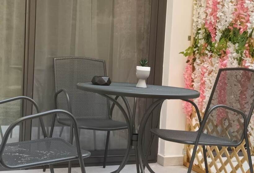 Km Luxury Apart Downtown