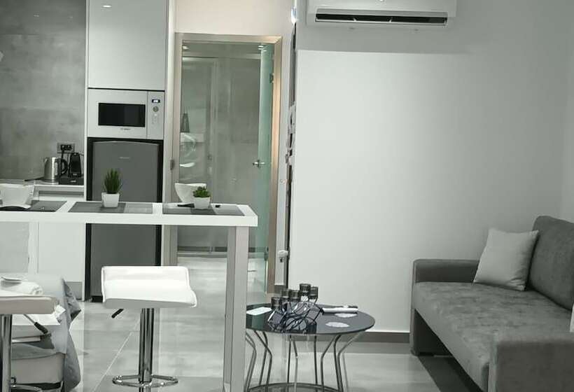 Km Luxury Apart Downtown