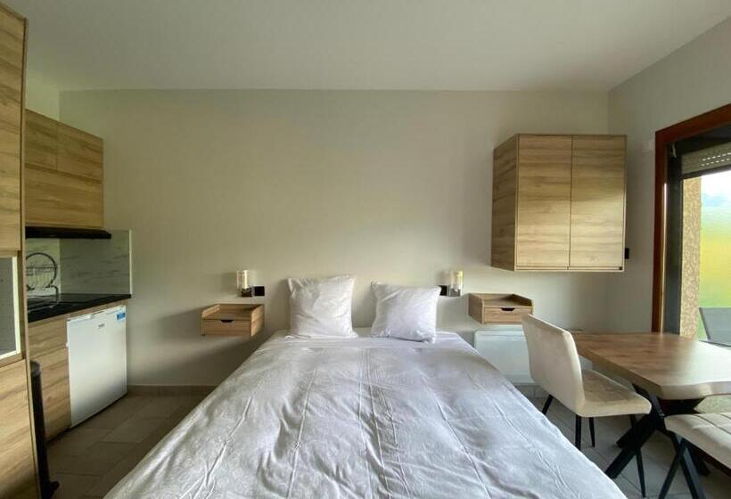 La Parenthèse Enchantée