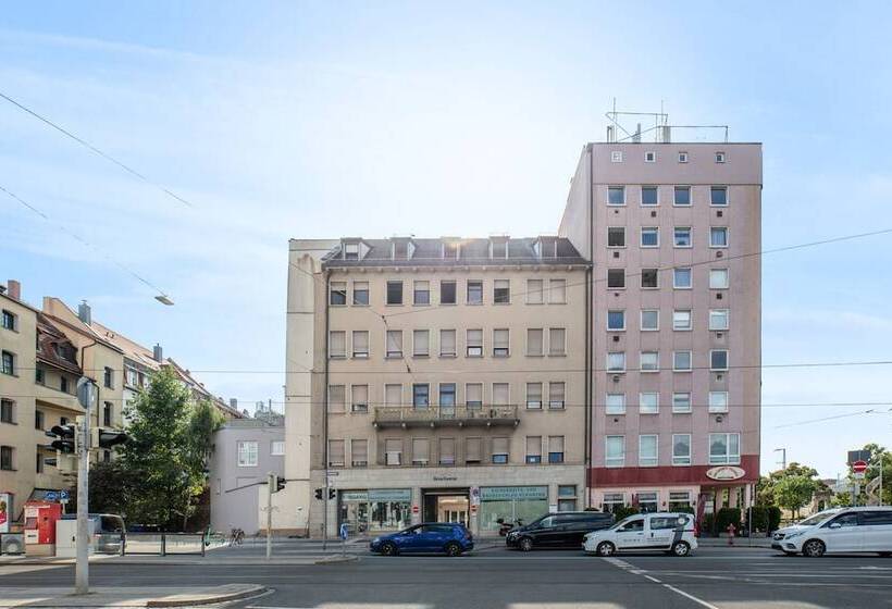 Limehome Nuremberg Celtisplatz