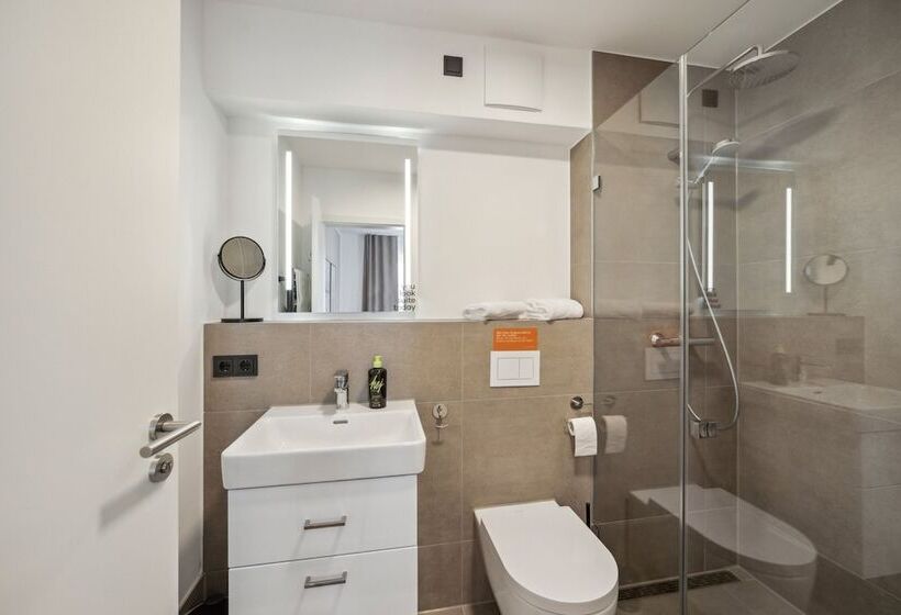 Limehome Nuremberg Celtisplatz