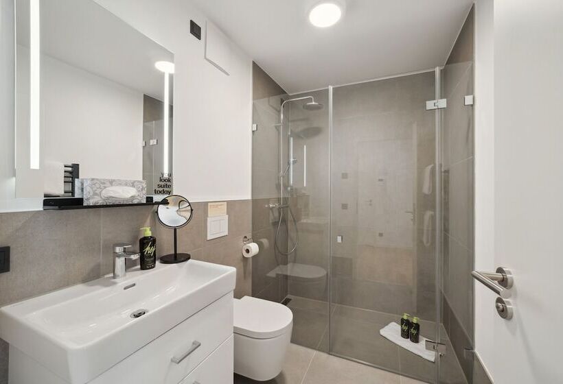 Limehome Nuremberg Celtisplatz